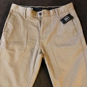 Men’s Khaki Shorts NWT